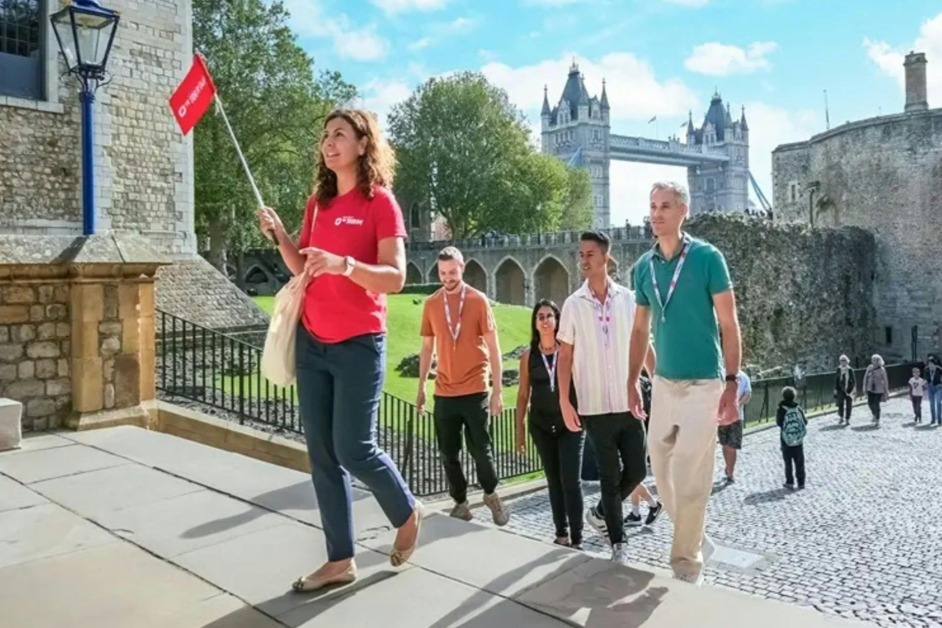 Tower of London: Guided Tour + Thames River Cruise + Crown Jewels Access - Photo 1 of 6